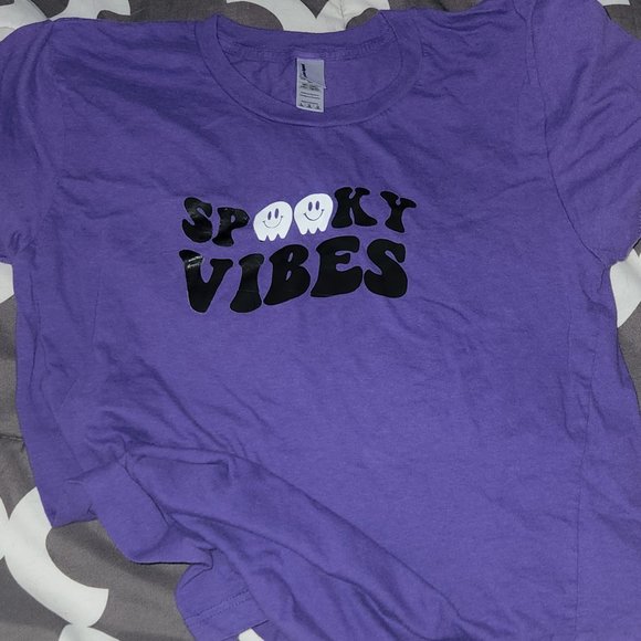 Custom made youth Halloween t shirt - Picture 1 of 1